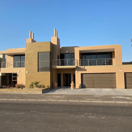 Mukulela Bed and Breakfast Walvis Bay Esterno foto