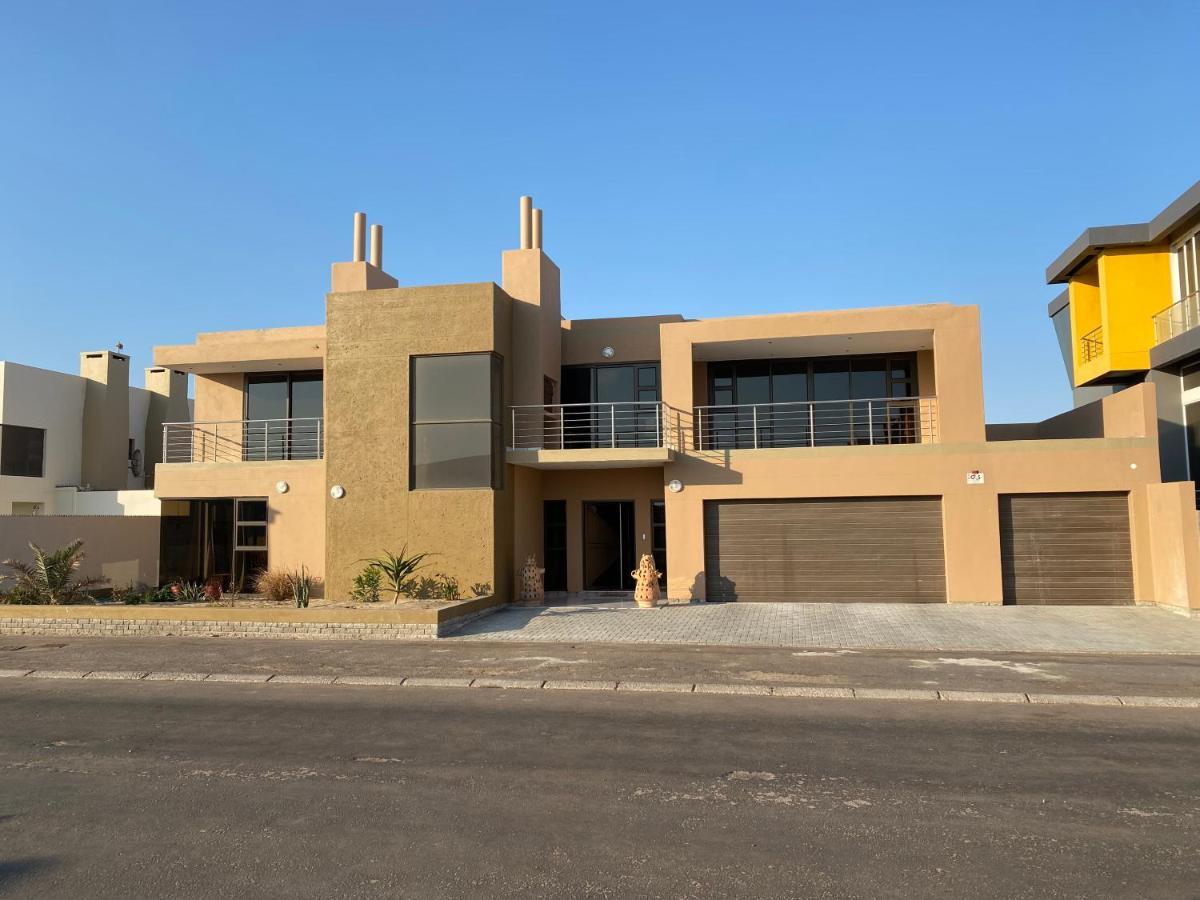 Mukulela Bed and Breakfast Walvis Bay Esterno foto