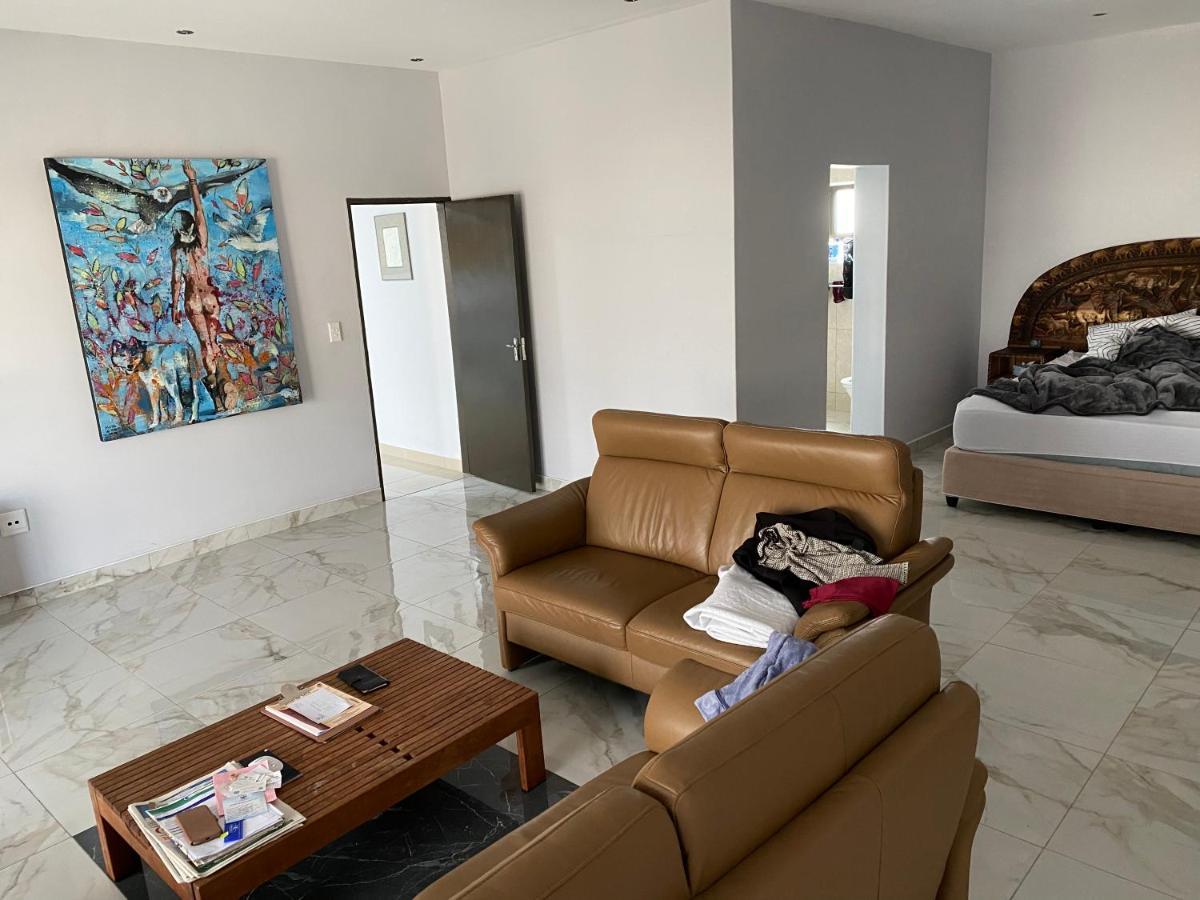 Mukulela Bed and Breakfast Walvis Bay Esterno foto