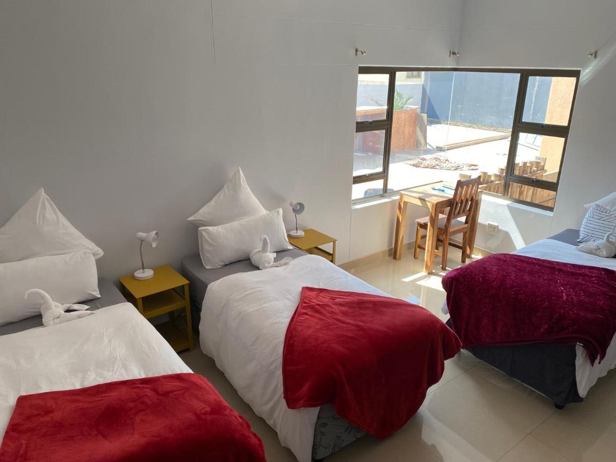Mukulela Bed and Breakfast Walvis Bay Esterno foto